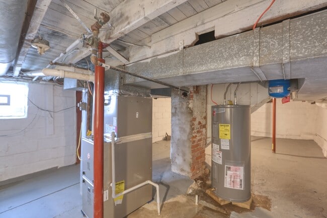 Building Photo - 119 Semmens St