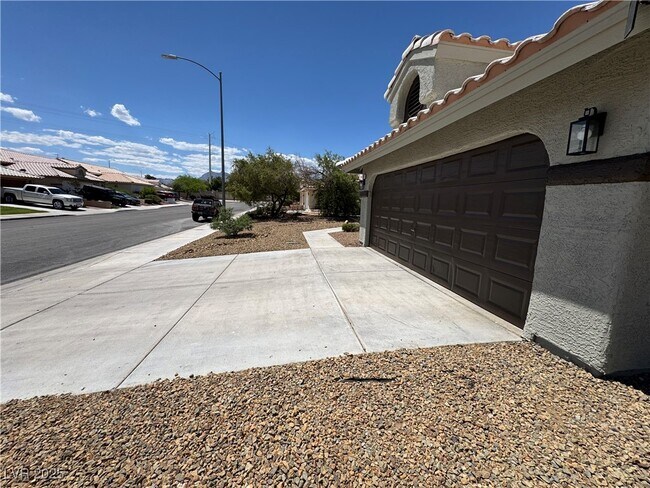 Building Photo - 7960 Gorgas Ct