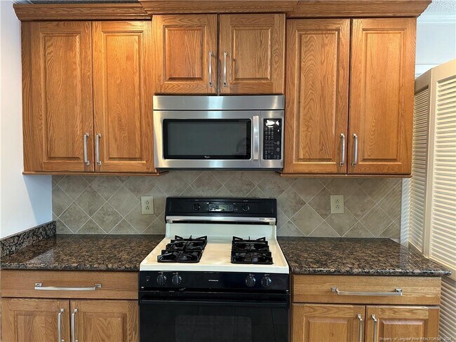 Building Photo - 6309 Easthampton Ct