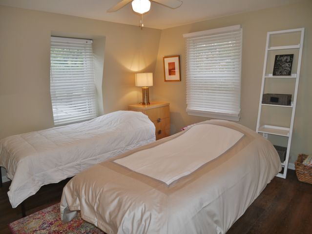 Building Photo - 2298 Browning St