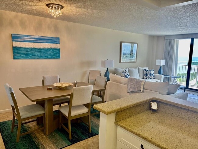 Building Photo - 320 Seaview Ct