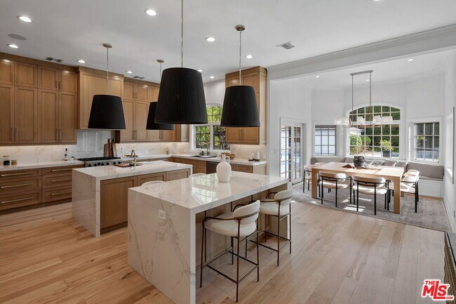 Building Photo - 280 Homewood Rd