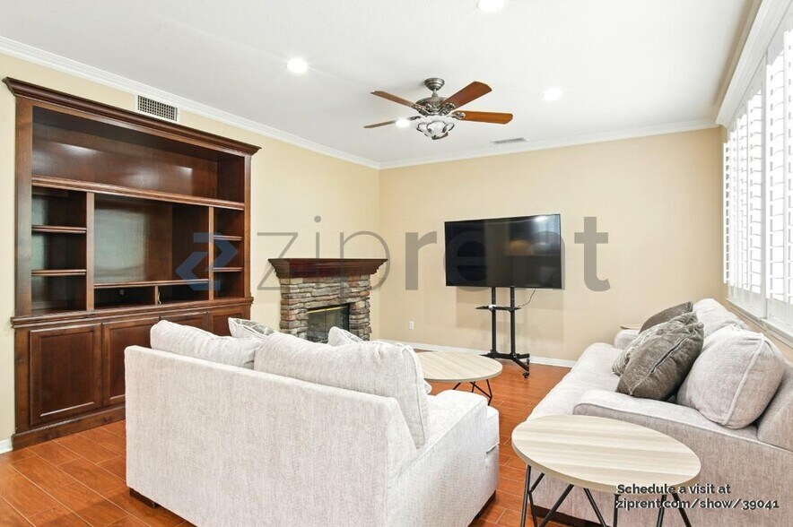 Building Photo - 16766 Tamarind Ct