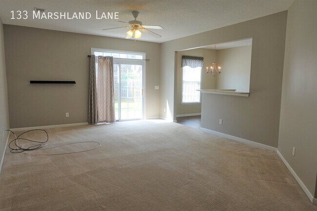 Building Photo - 133 Marshland Ln