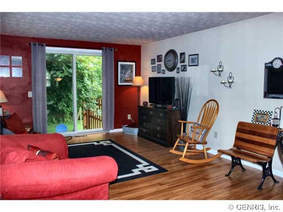 Main Living - 1174 Cunningham Dr