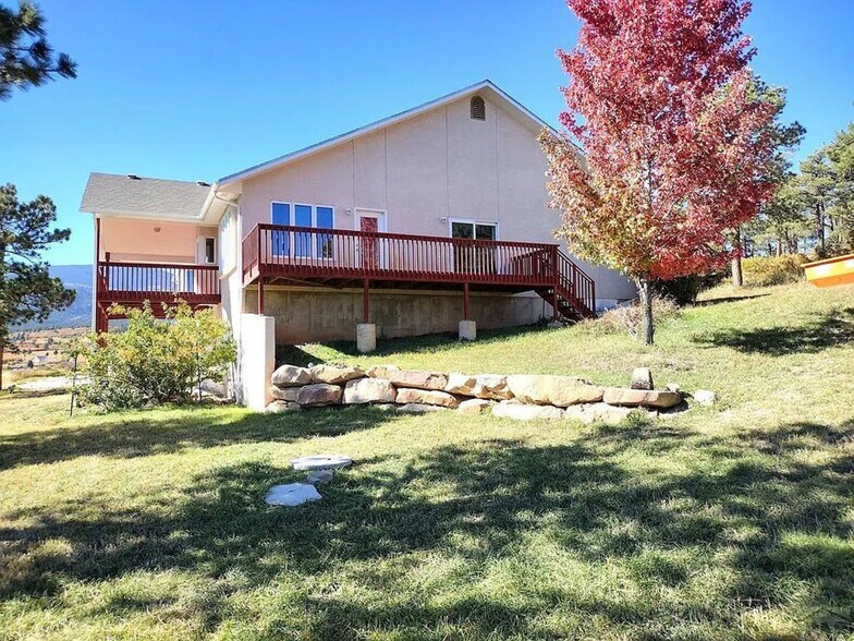Building Photo - 8120 Table Mountain Rd