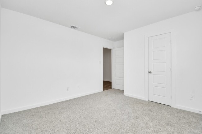 Building Photo - 1123 Briscoe Ct