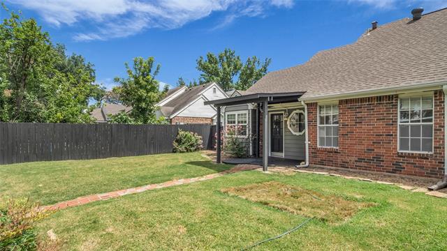 Building Photo - 1407 Broadmoor Dr