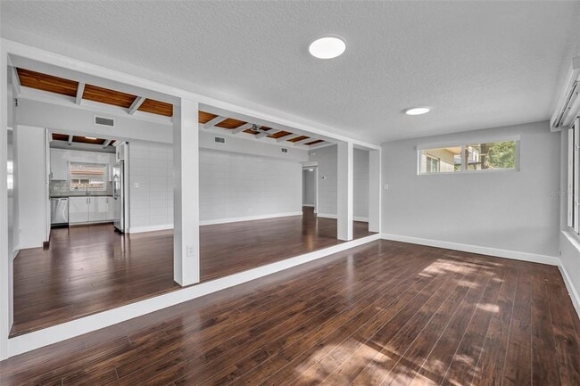 Building Photo - 2805 Northwood Blvd