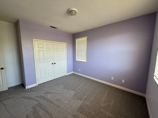 Building Photo - Luxury 5 Bedroom, 4.5 Bath Home in Otay Ra...