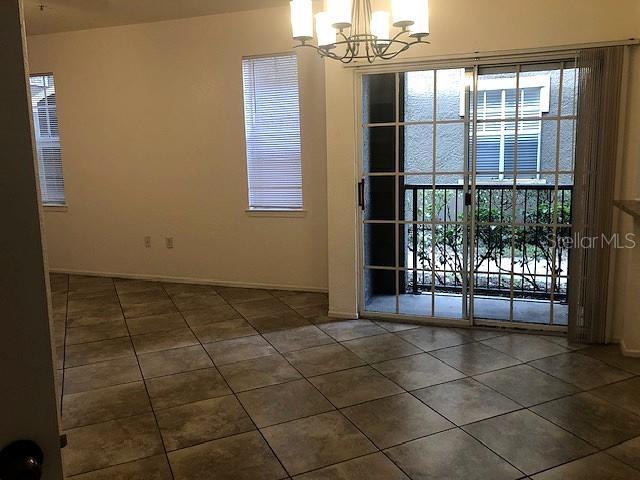 Building Photo - 102 Vista Verdi Cir
