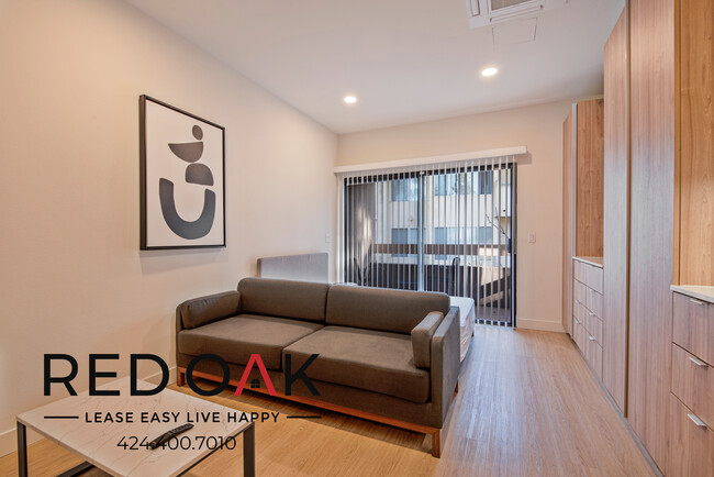 Building Photo - ~1 Month Free~ Private Suite with Balcony ...