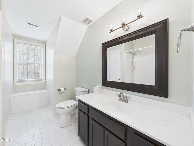 Building Photo - 103 Heatherwood Dr