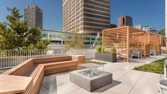 Building Photo - 350 Third Street-SI FL8-ID1050399P