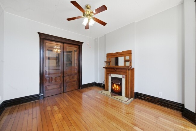 Building Photo - 1838 S Ashland Ave