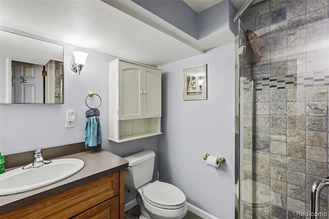 Building Photo - 30745 Iroquois Dr