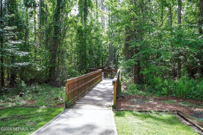 Building Photo - 785 Oakleaf Plantation Pkwy