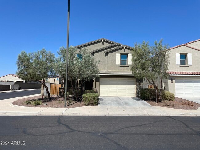 Building Photo - 2018 N 213th Dr