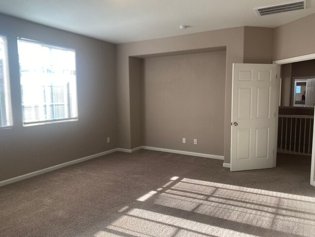 Building Photo - Ready Now! – Stunning Corner Lot Home