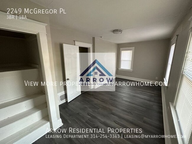 Building Photo - 2249 Mcgregor Pl