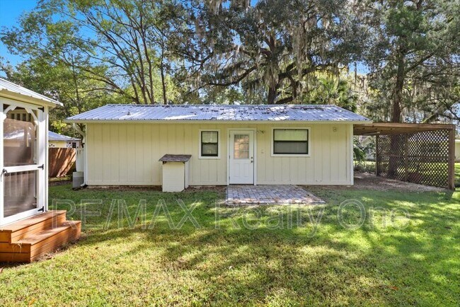 Building Photo - 750 NE 2nd Ave