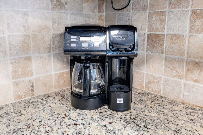 Building Photo - 6398 Woodland Blvd