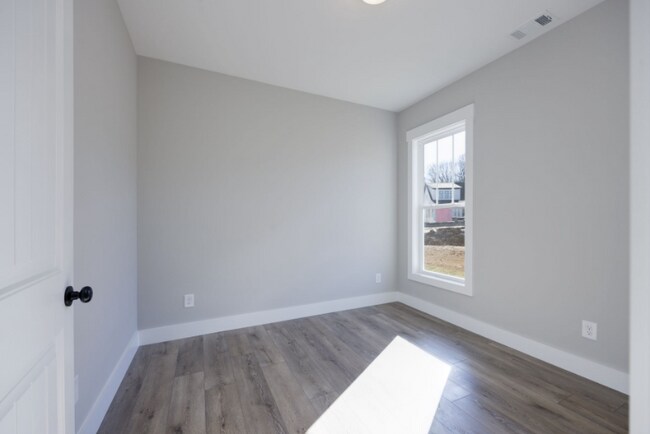Building Photo - 2068 Rylee Wy