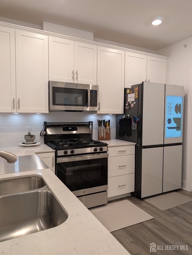 Building Photo - 1138 Vanderbergh Blvd