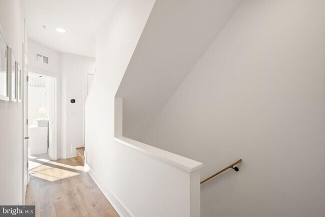 Building Photo - 11258 Faraday Park Dr.