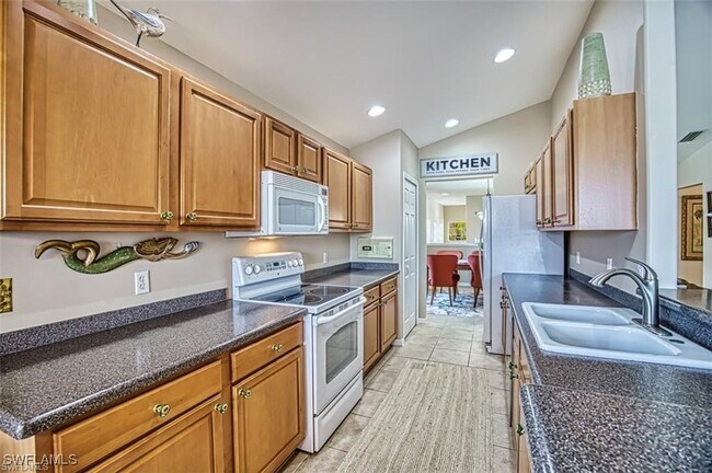 Building Photo - 9618 Hemingway Ln