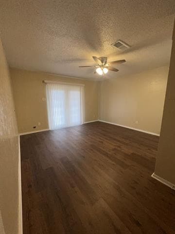 Building Photo - 324 Rita Dr