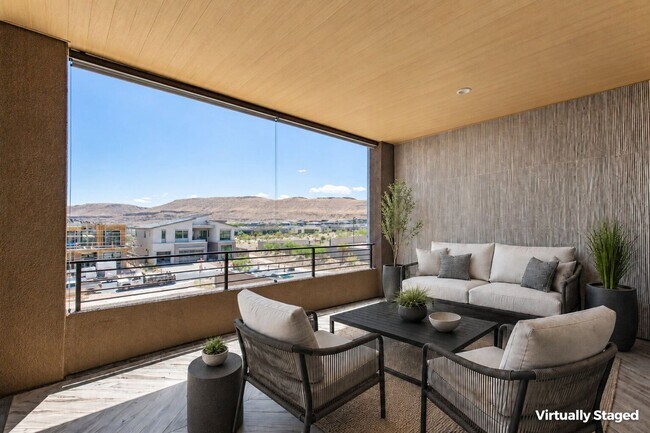 Building Photo - Stunning modern luxury home located in prestigious guard-gated Summerlin community of Ascension