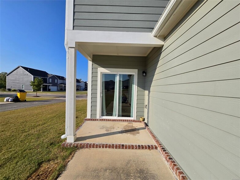 Building Photo - 4071 Fields Run