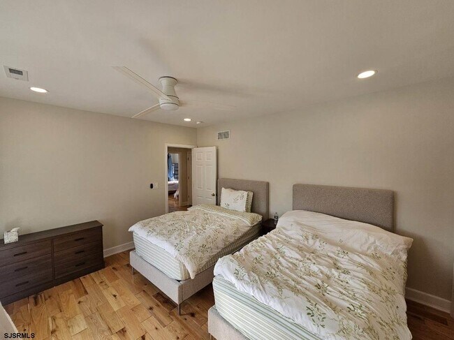 Building Photo - 27 S Little Rock Ave