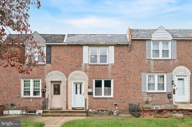 Building Photo - 234 Westbrook Dr