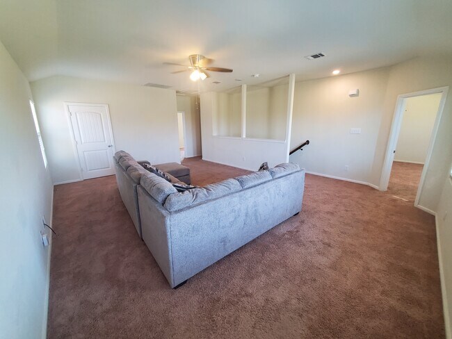 Building Photo - 248 Crowfoot Dr