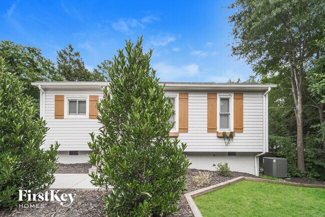 Building Photo - 4039 Seaforth Dr