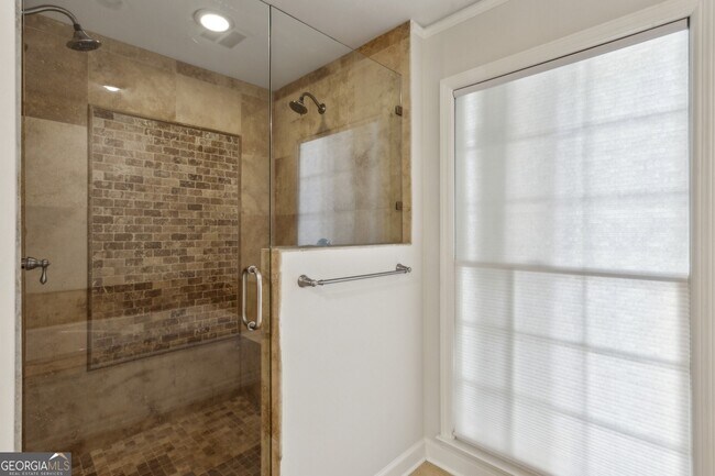 Building Photo - 4708 Tall Pines Dr NW