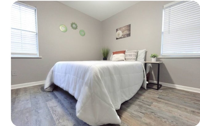 Building Photo - 33B Battery Walk Ct