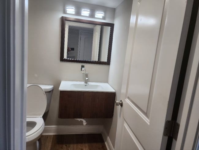 Building Photo - 0 W Lake Ave NW