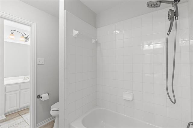 Building Photo - 821 High Willow Dr