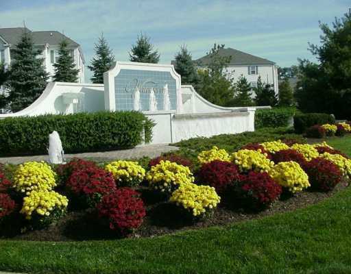 Building Photo - 614 Waterford Dr