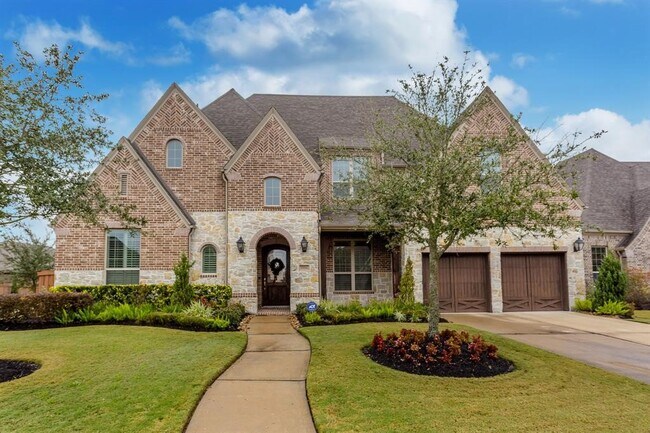 Building Photo - 2910 Starling Dr