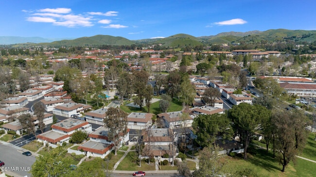 Building Photo - 1202 Landsburn Cir