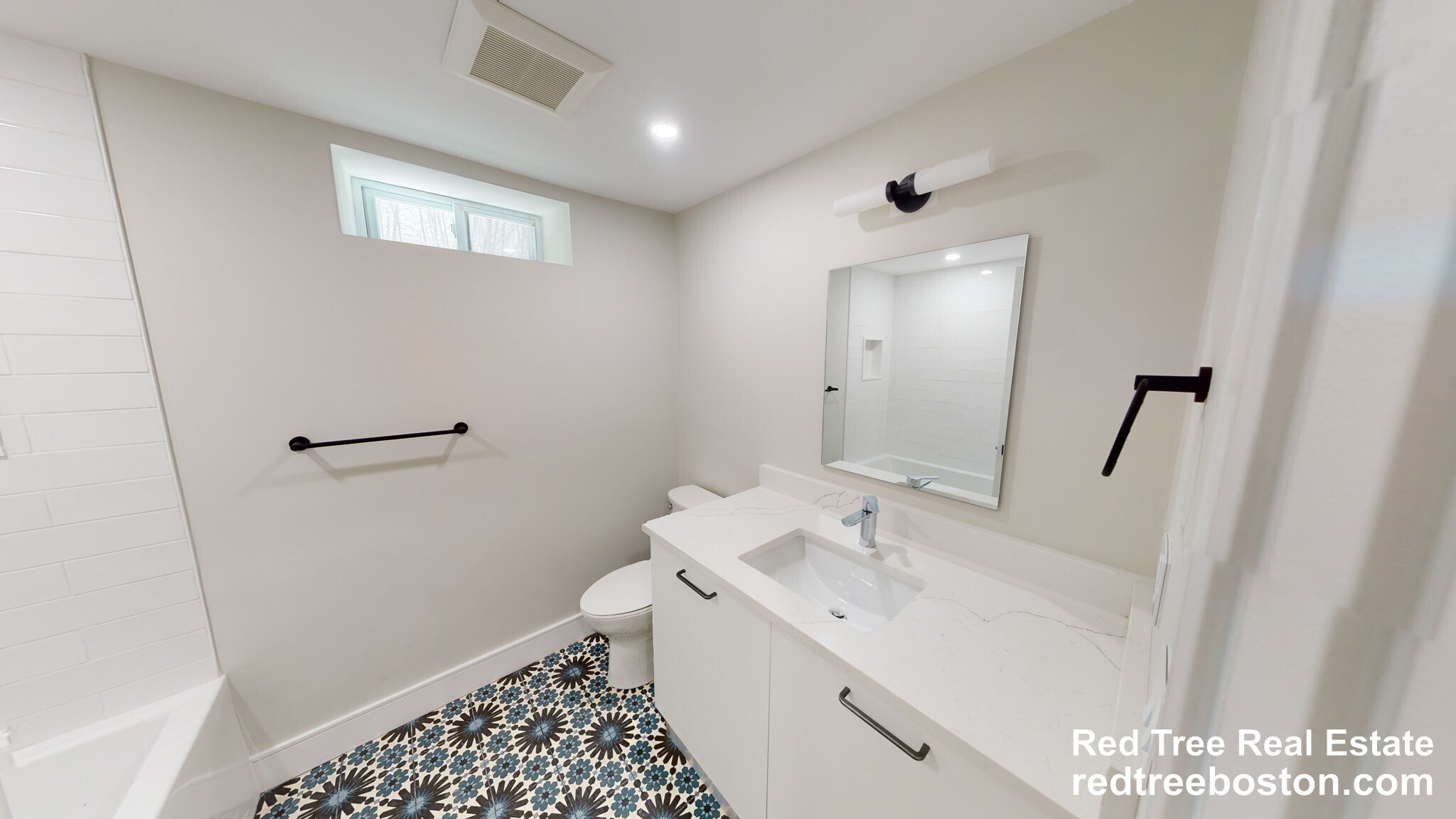 Building Photo - 93 Williston Rd