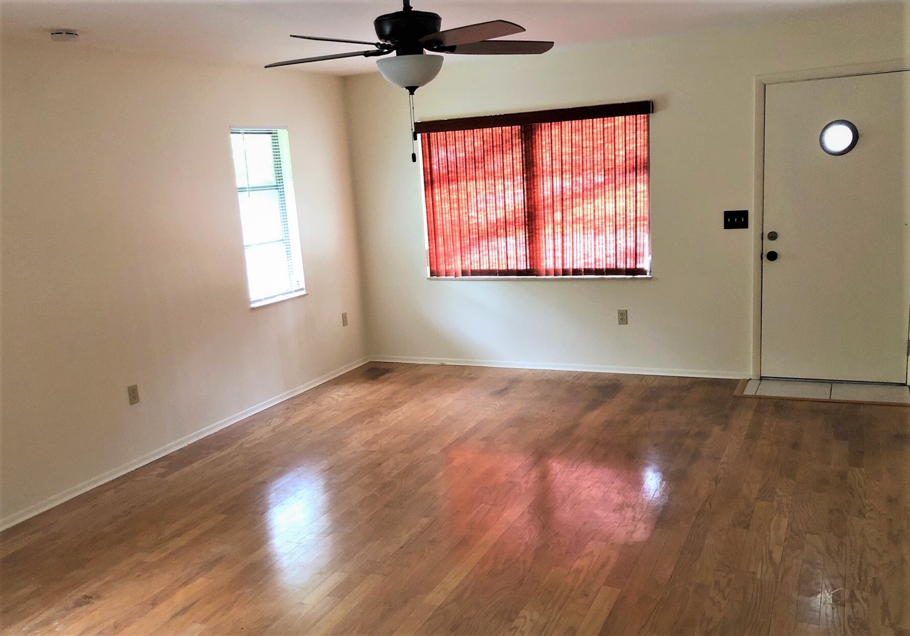 Building Photo - 2387 Datura St