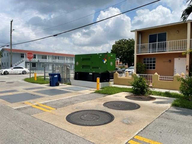 Building Photo - 10992 SW 4th St