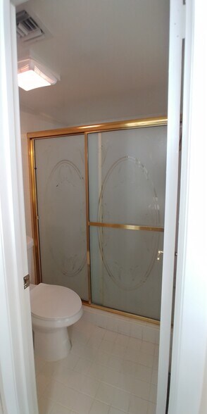 Building Photo - 2517 S 17th St