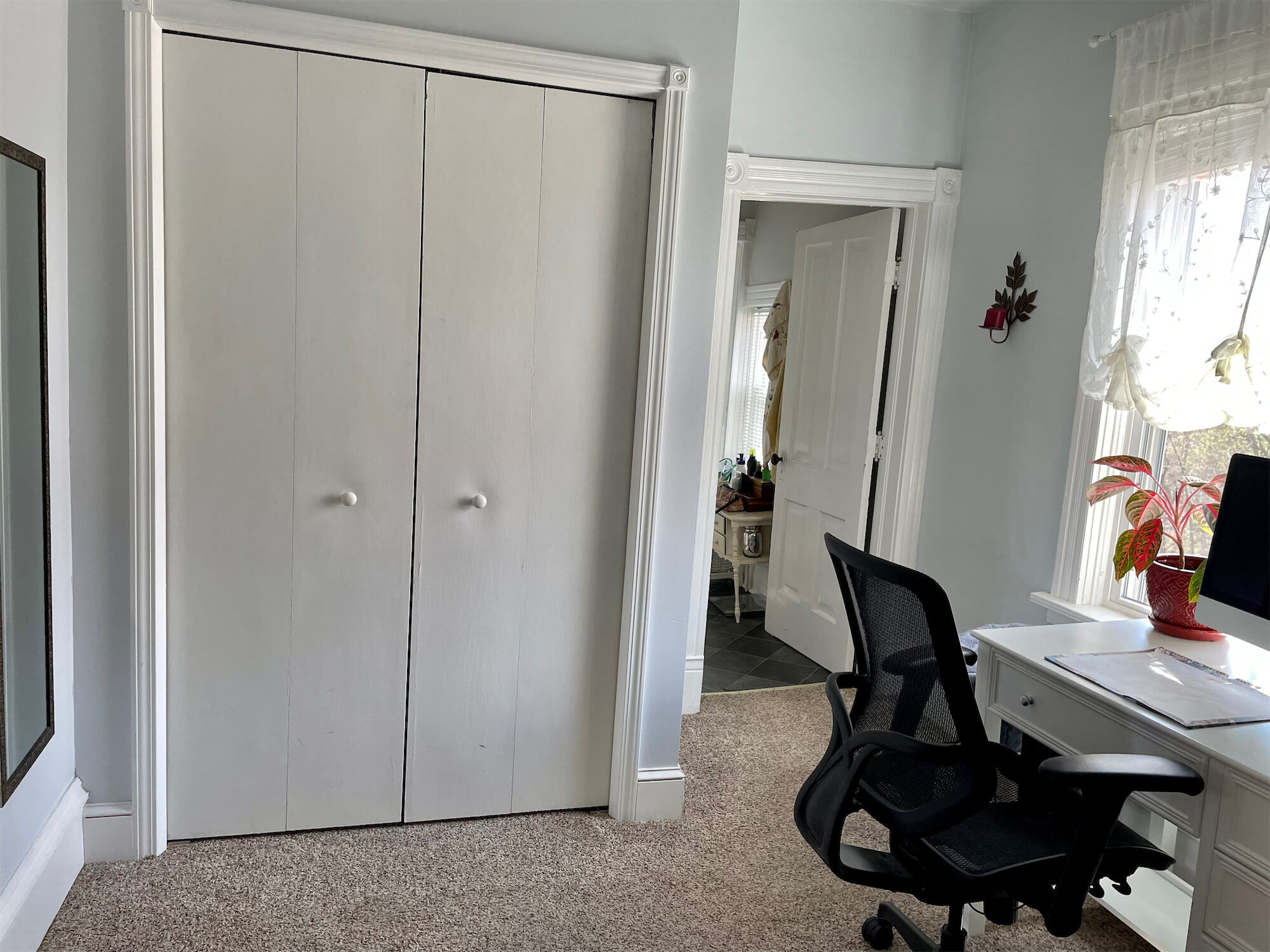 Bedroom 2 / Office - 401 Laurel St W