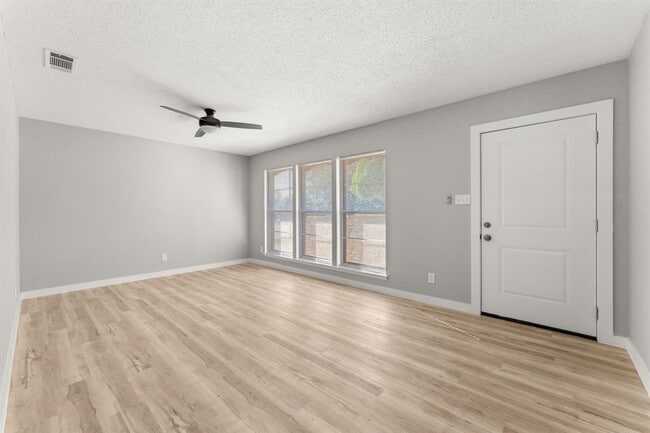 Building Photo - 7301 Langston Dr